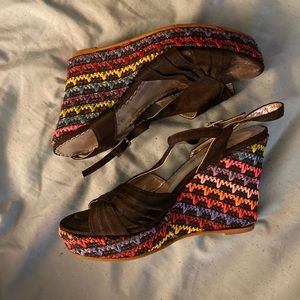 Colorful Wedges (7.5)